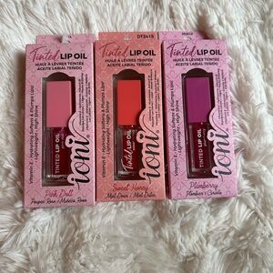 NIB Ioni set of 3 Tinted Lip Oil